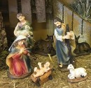 Christmas Crib: Nativity set 3.5 inch figures with stable