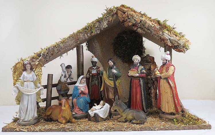 Christmas Crib: Nativity Set  - 8 inch figures