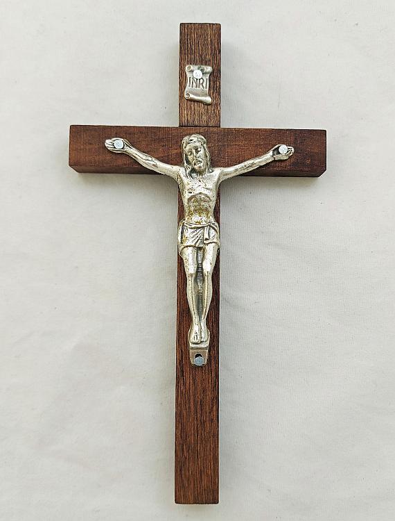 Dark wood crucifix - brown - 6 inch
