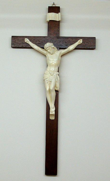 Crucifix with plaster corpus - 22 inch - stone