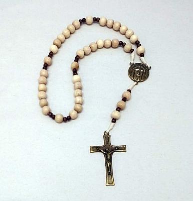 Holy Face Chaplet - 39 beads - wood