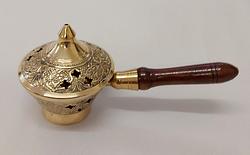 Brass hand censer - ornate - with wood handle - 17 cm